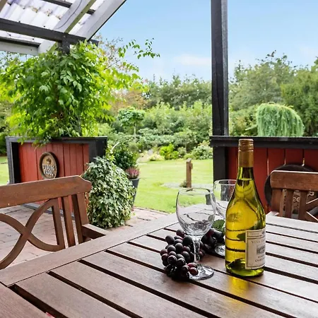 Blavand With Fireplace 06 Semesterbostad Blåvand